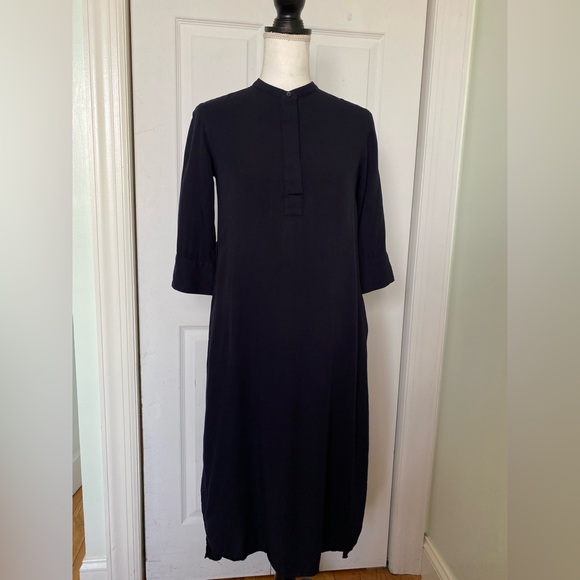 Uniqlo Navy Blue Dress - Picture 1 of 12